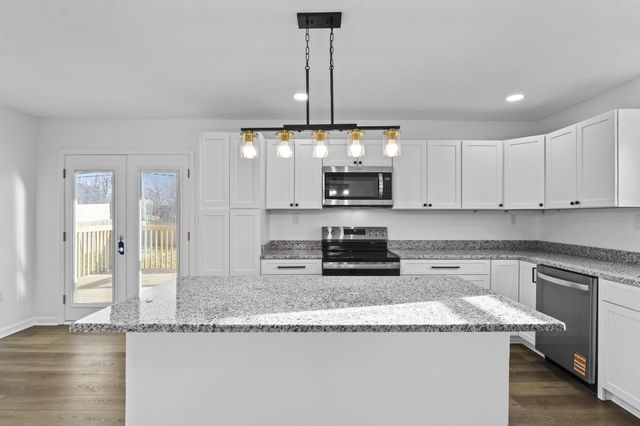 3713 Sundart Drive, Lexington, KY 40517