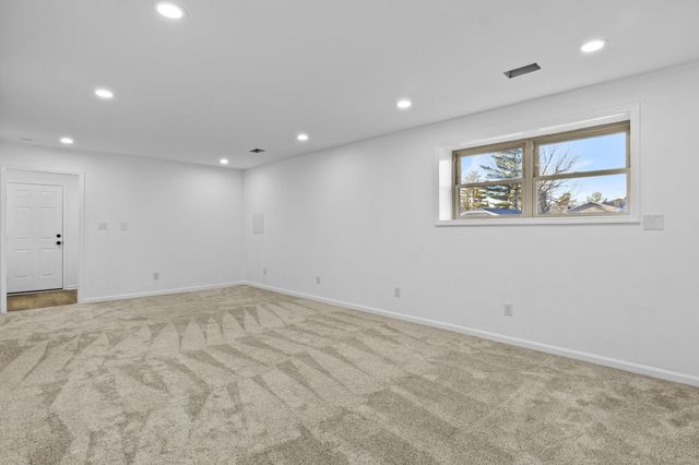 3713 Sundart Drive, Lexington, KY 40517