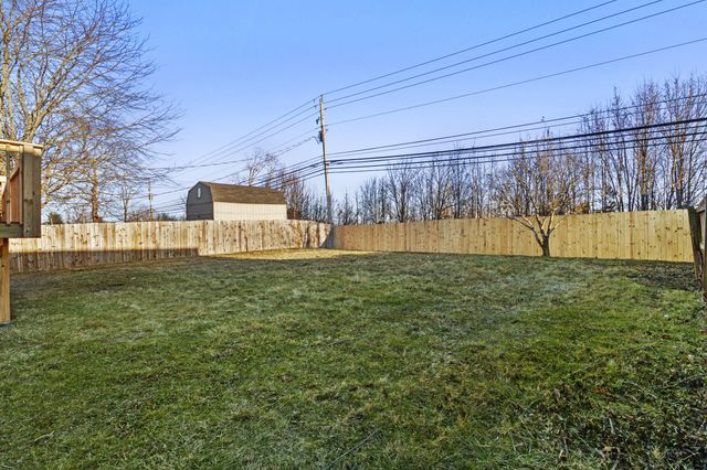 3713 Sundart Drive, Lexington, KY 40517