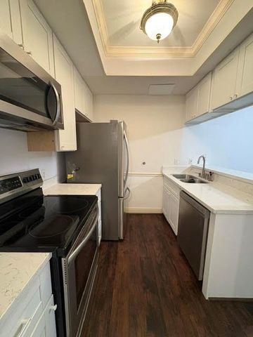11711 Memorial Drive 175, Houston, TX 77024
