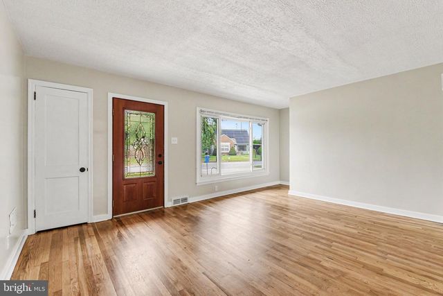 1191 LETCHWORTH RD, Camp Hill, PA 17011