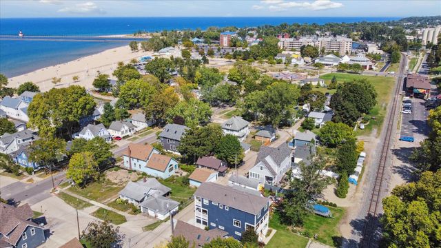 622 Vine Street, St. Joseph City, MI 49085