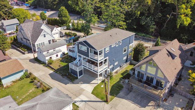 622 Vine Street, St. Joseph City, MI 49085