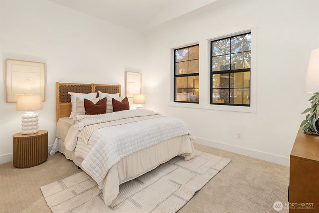 809 166th Avenue NE, Bellevue, WA 98008