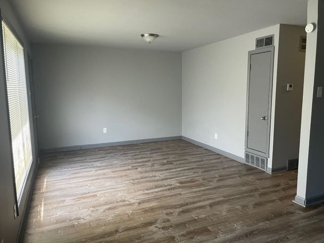 356 DELTA RD, Memphis, TN 38109