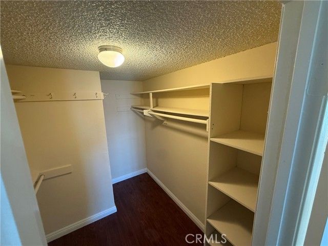 13730 Sherman Way 201, Van Nuys (los Angeles), CA 91405