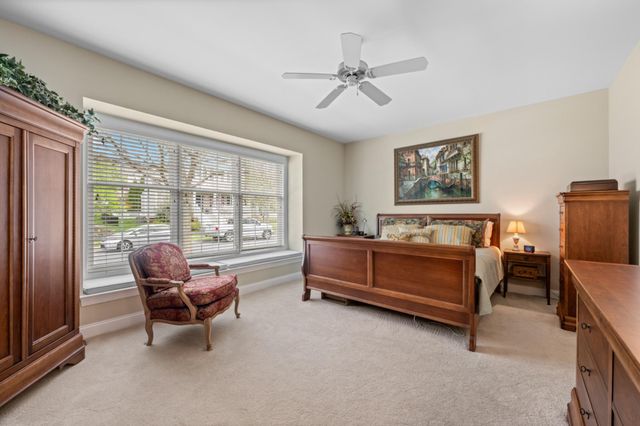 339 SUNDANCE DR, Chester Springs, PA 19425