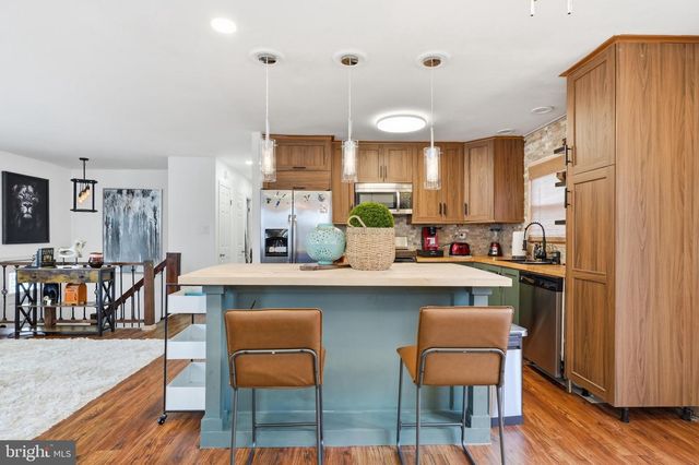414 QUARRY AVE, Capitol Heights, MD 20743