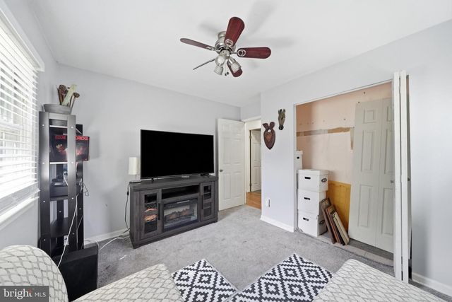 414 QUARRY AVE, Capitol Heights, MD 20743