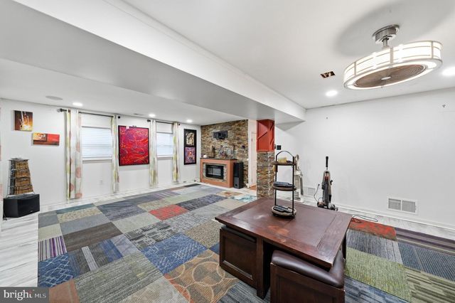 414 QUARRY AVE, Capitol Heights, MD 20743