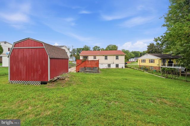 414 QUARRY AVE, Capitol Heights, MD 20743