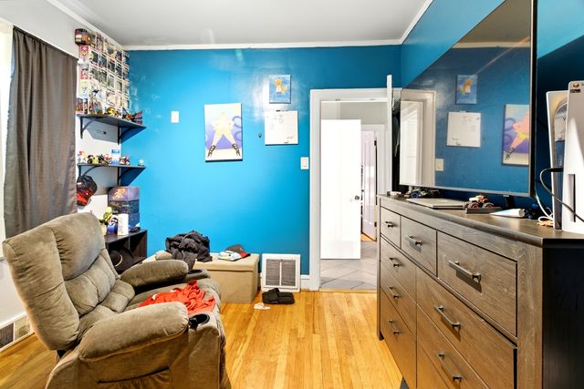 2936 N Kenneth Avenue, Chicago, IL 60641
