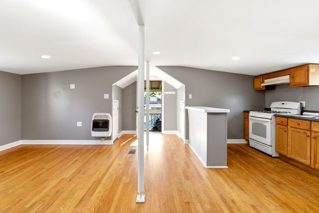 2936 N Kenneth Avenue, Chicago, IL 60641
