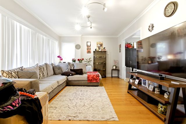 2936 N Kenneth Avenue, Chicago, IL 60641