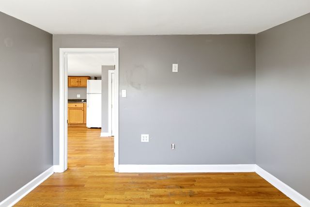2936 N Kenneth Avenue, Chicago, IL 60641