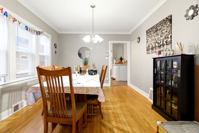 2936 N Kenneth Avenue, Chicago, IL 60641