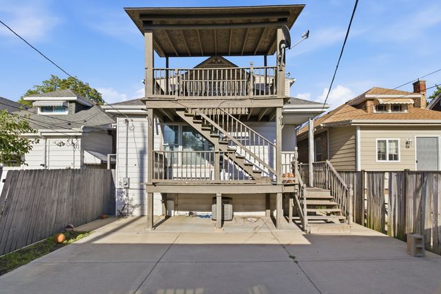 2936 N Kenneth Avenue, Chicago, IL 60641