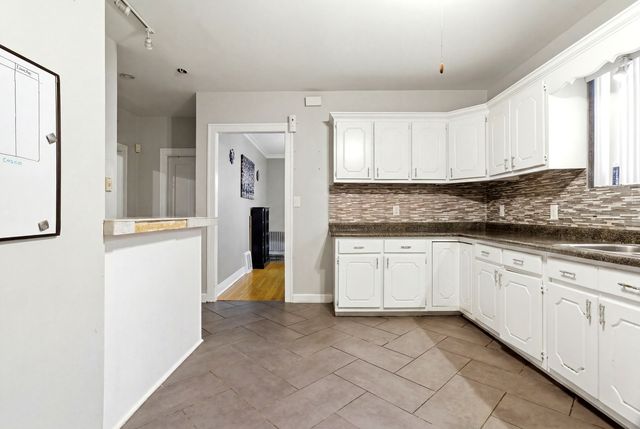 2936 N Kenneth Avenue, Chicago, IL 60641
