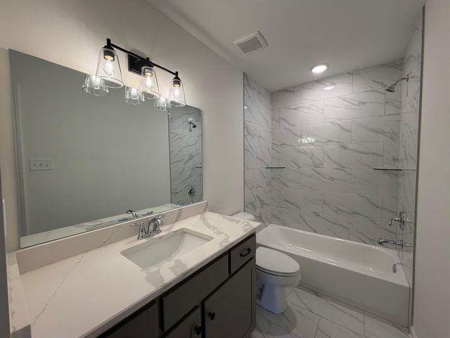 70 ROLLING HILL DR, Piperton, TN 38017