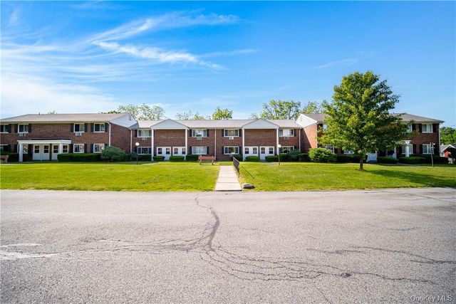 44 Manor Drive 44, Cornwall, NY 12518