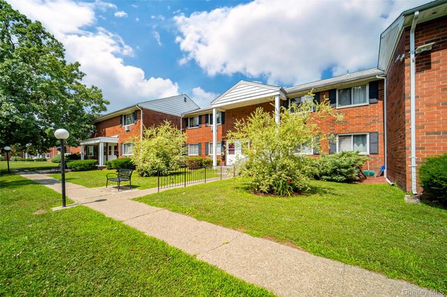 44 Manor Drive 44, Cornwall, NY 12518