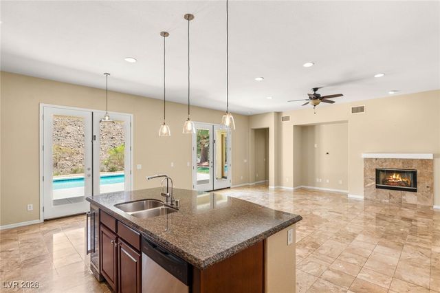 17 Morninglow Pass, Henderson, NV 89052