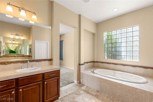 17 Morninglow Pass, Henderson, NV 89052