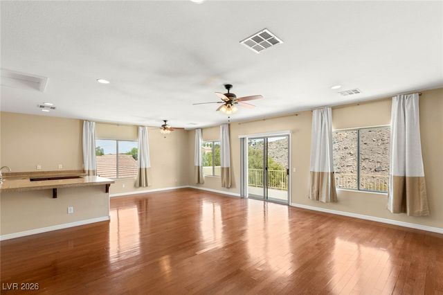 17 Morninglow Pass, Henderson, NV 89052