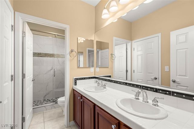 17 Morninglow Pass, Henderson, NV 89052