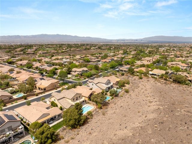 17 Morninglow Pass, Henderson, NV 89052