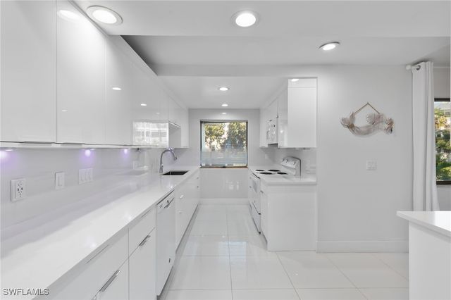 821 Palm ST, Marco Island, FL 34145