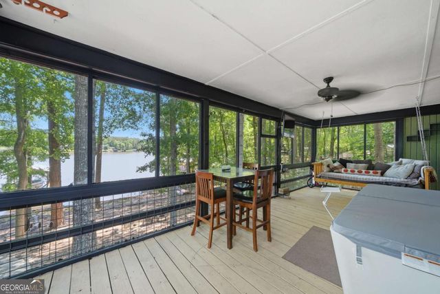 176 Crooked Creek Bay Road, Eatonton, GA 31024