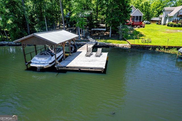 176 Crooked Creek Bay Road, Eatonton, GA 31024