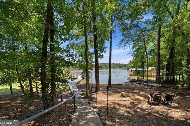 176 Crooked Creek Bay Road, Eatonton, GA 31024