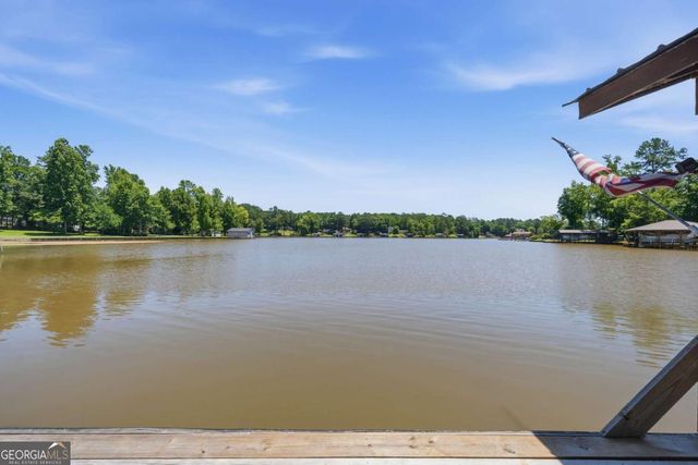 176 Crooked Creek Bay Road, Eatonton, GA 31024