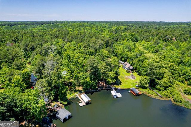176 Crooked Creek Bay Road, Eatonton, GA 31024