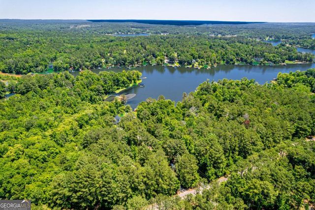 176 Crooked Creek Bay Road, Eatonton, GA 31024