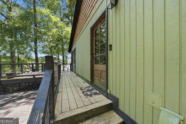 176 Crooked Creek Bay Road, Eatonton, GA 31024