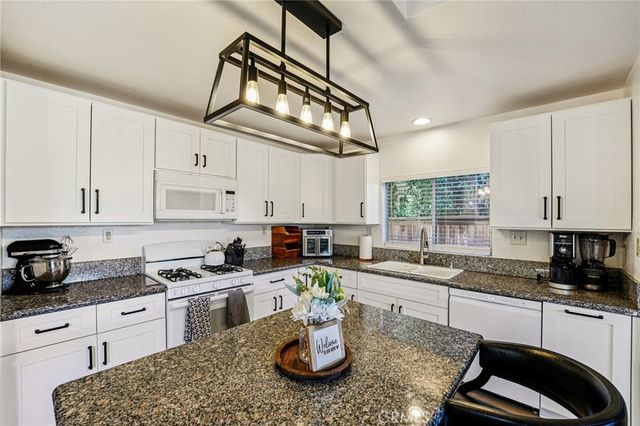 26275 Monticello, Murrieta, CA 92563