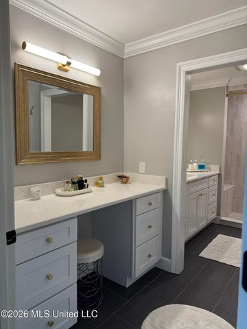 42 Cambridge Avenue, Gulfport, MS 39507