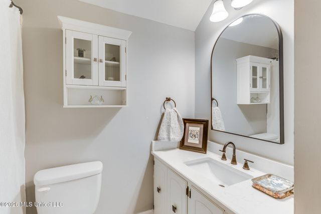 42 Cambridge Avenue, Gulfport, MS 39507