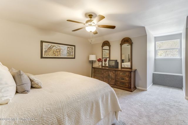 42 Cambridge Avenue, Gulfport, MS 39507