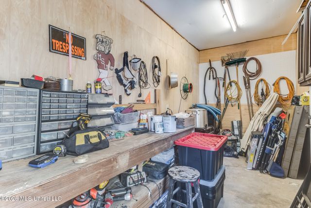 42 Cambridge Avenue, Gulfport, MS 39507