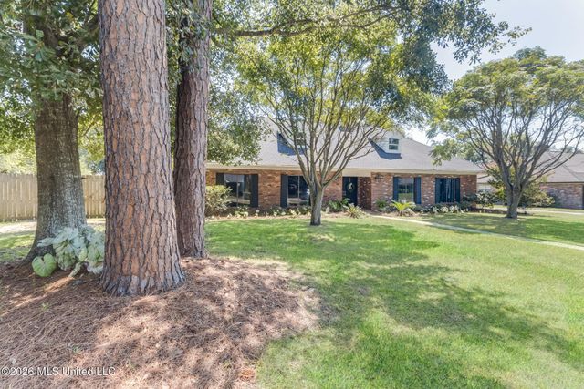 42 Cambridge Avenue, Gulfport, MS 39507