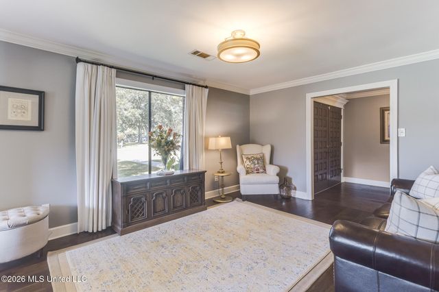 42 Cambridge Avenue, Gulfport, MS 39507