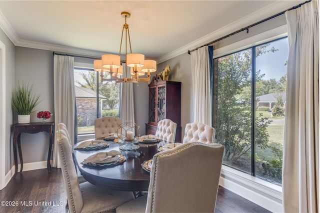 42 Cambridge Avenue, Gulfport, MS 39507