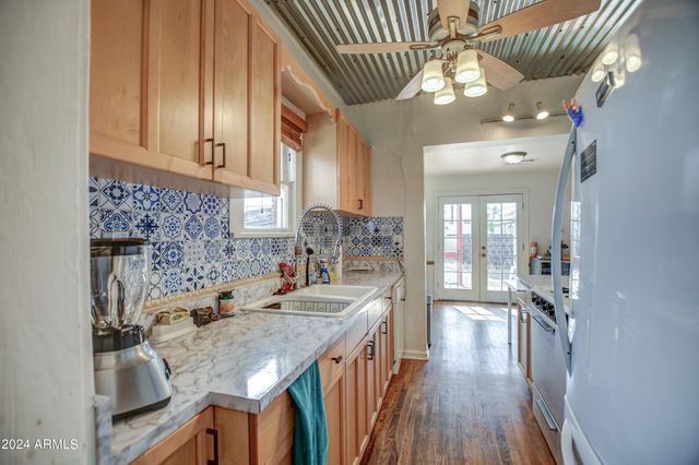 2310 N DAYTON Street, Phoenix, AZ 85006