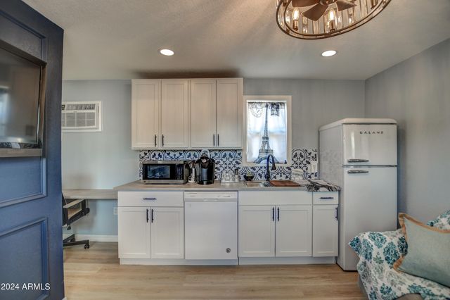 2310 N DAYTON Street, Phoenix, AZ 85006