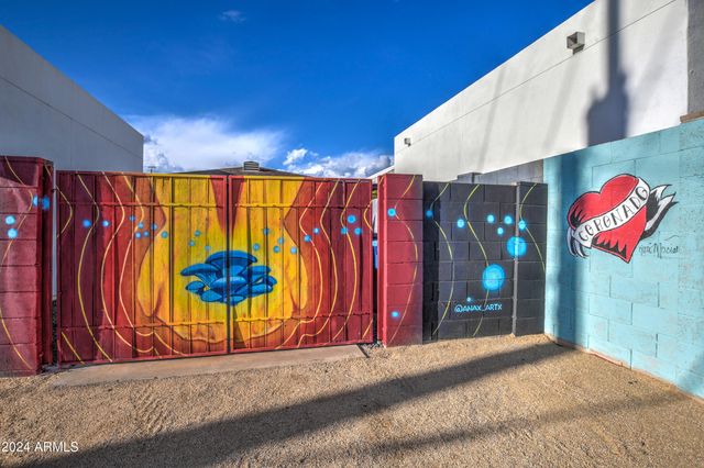 2310 N DAYTON Street, Phoenix, AZ 85006