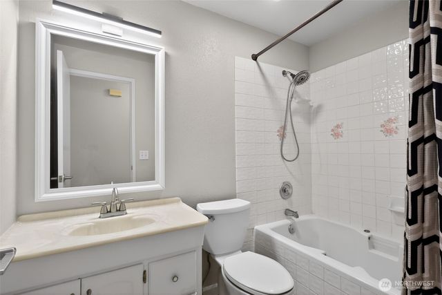 9625 11th Place NE, Lake Stevens, WA 98258